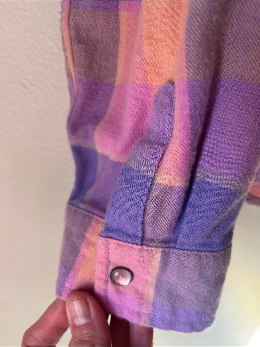 ⚡️SOLD⚡️ Spell Wyatt Flannel Shirt - Pastel sz L - Picture 9 of 10